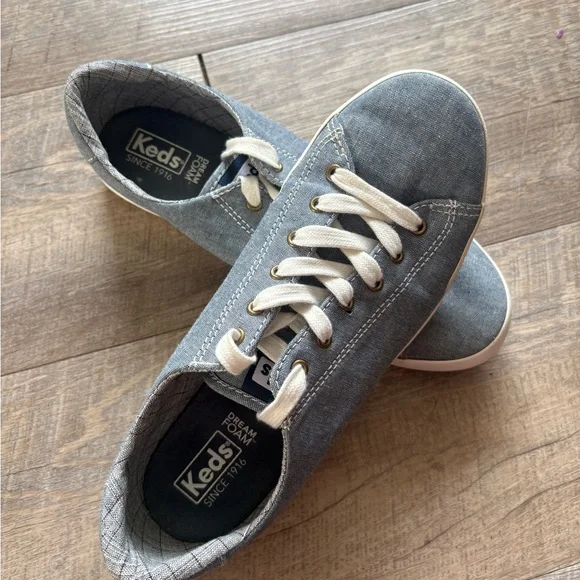 Keds Gray Plaid Sneakers - Picture 2 of 4